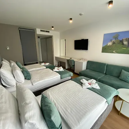 Hotel Gold Jet Bihac Exterior photo