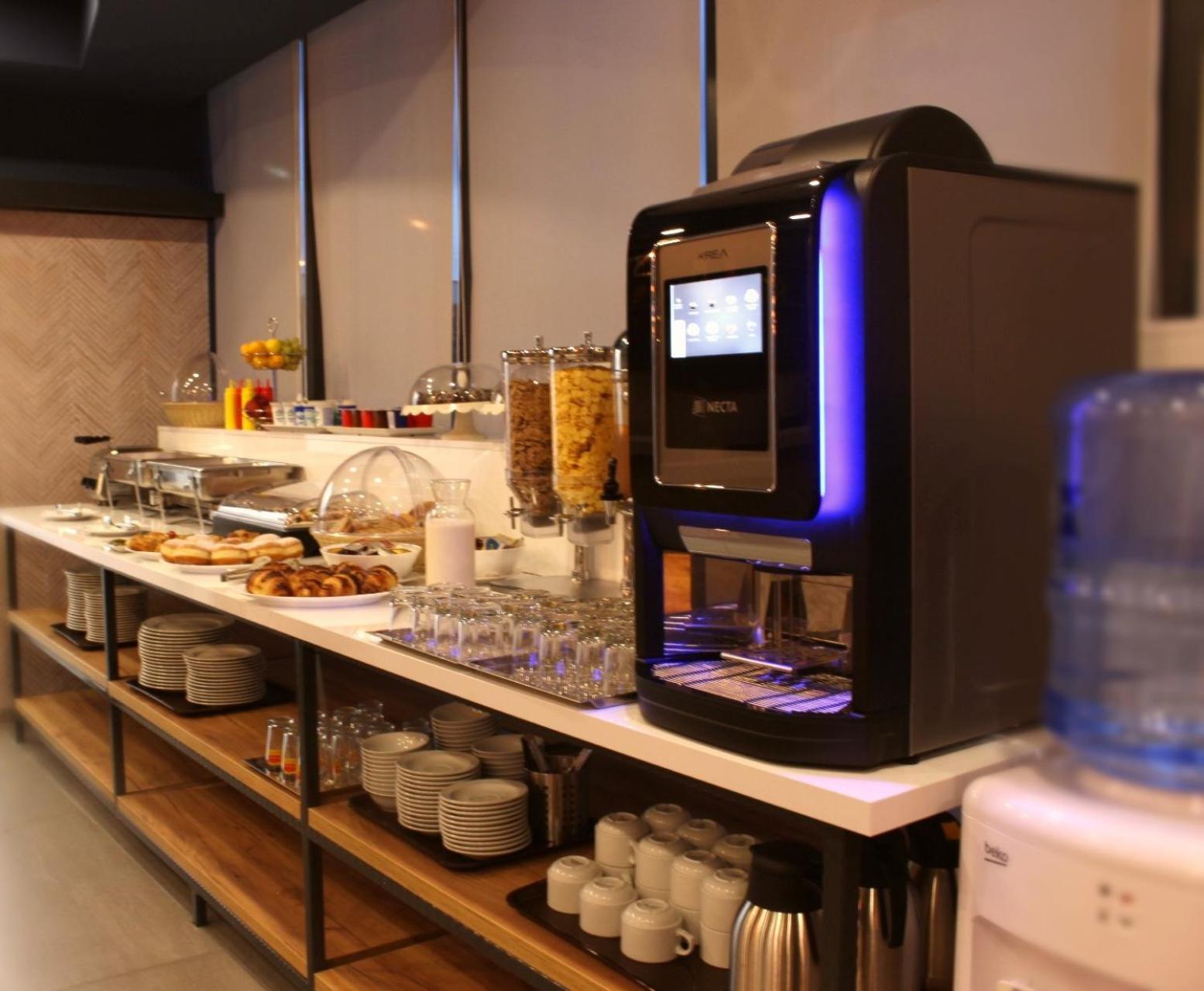 فندق Gold Jet 4*