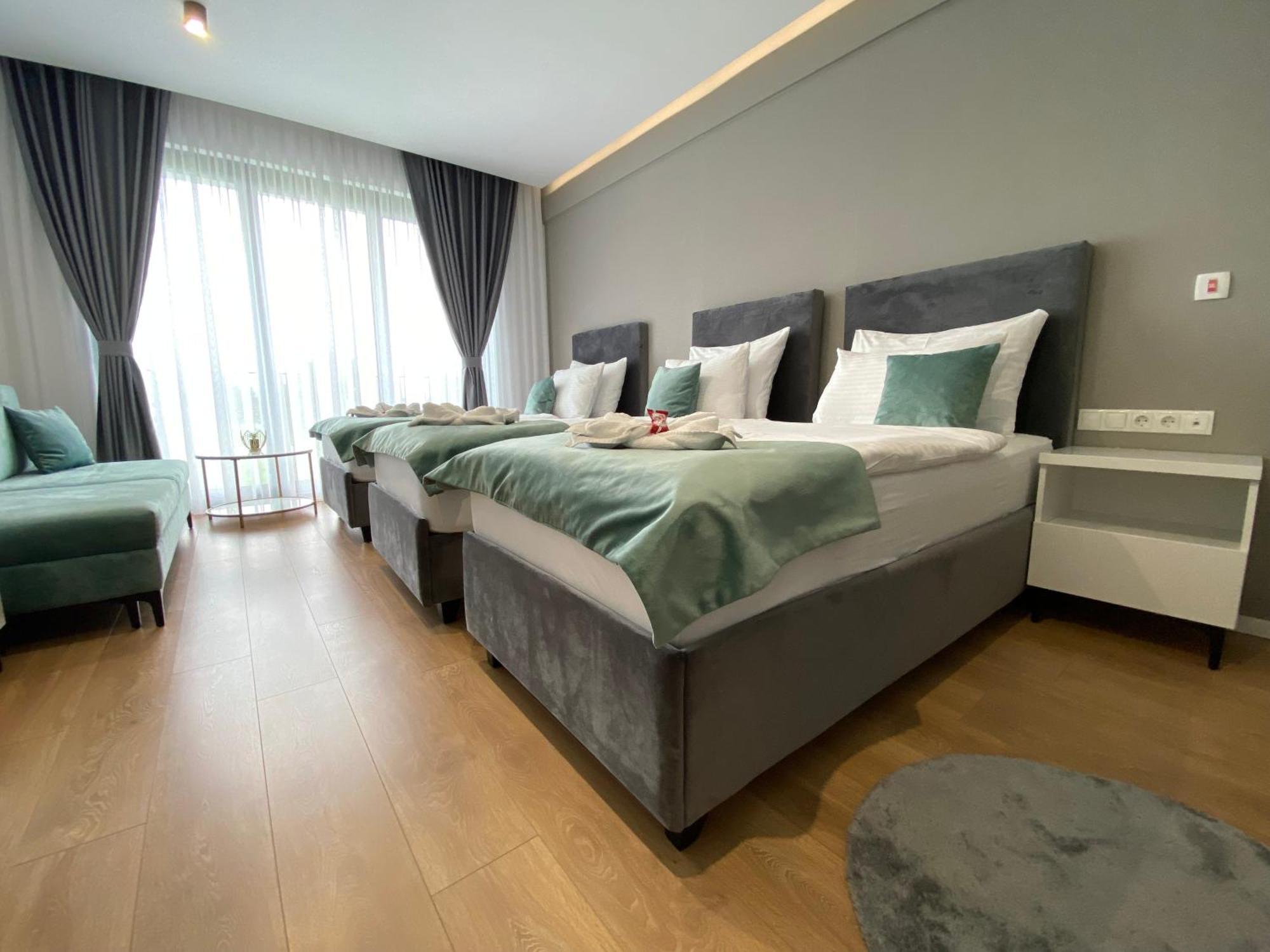 Gold Jet Hotel 4*